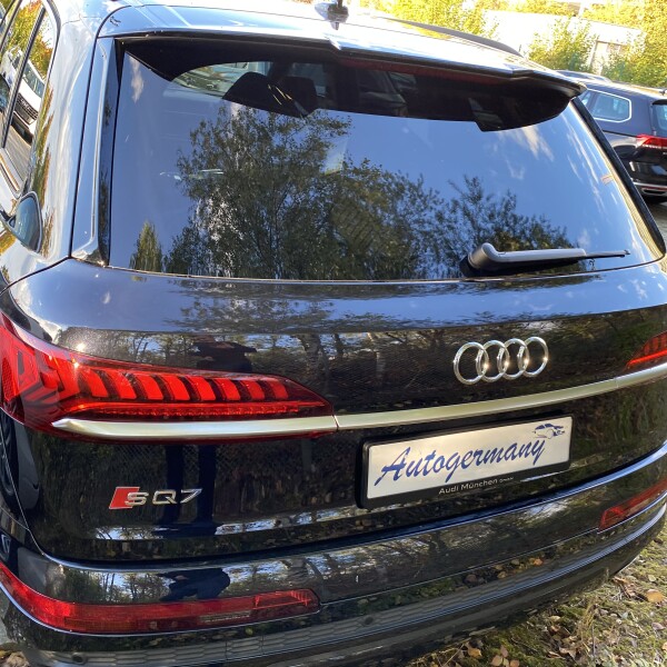 Audi SQ7 из Германии (34690)