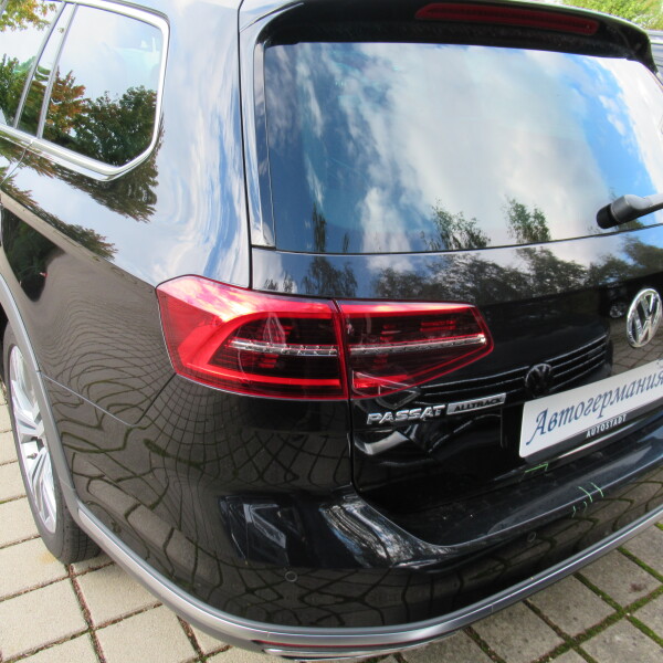Volkswagen Alltrack из Германии (34793)