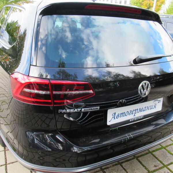 Volkswagen Alltrack из Германии (34795)