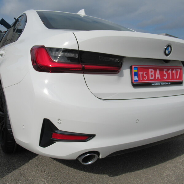 BMW  3-серии из Германии (34829)