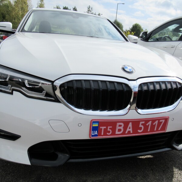 BMW  3-серии из Германии (34846)