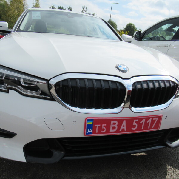 BMW  3-серии из Германии (34820)
