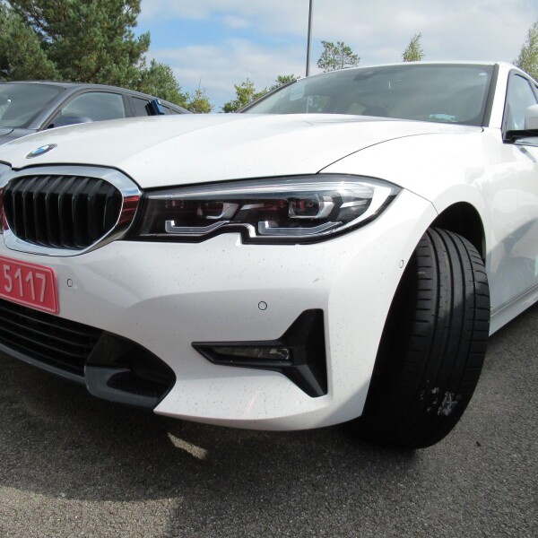 BMW  3-серии из Германии (34824)
