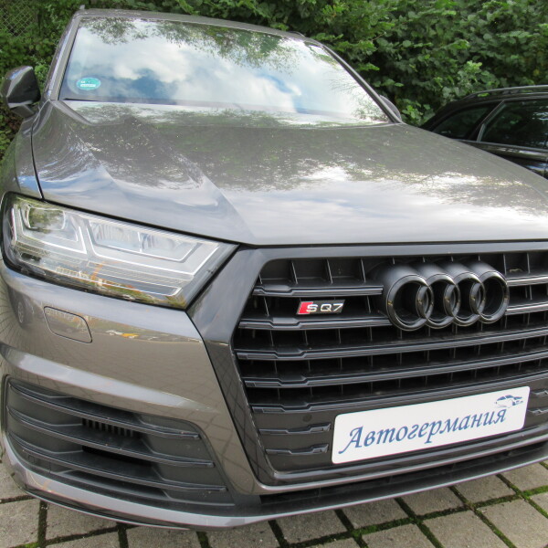Audi SQ7 из Германии (34980)
