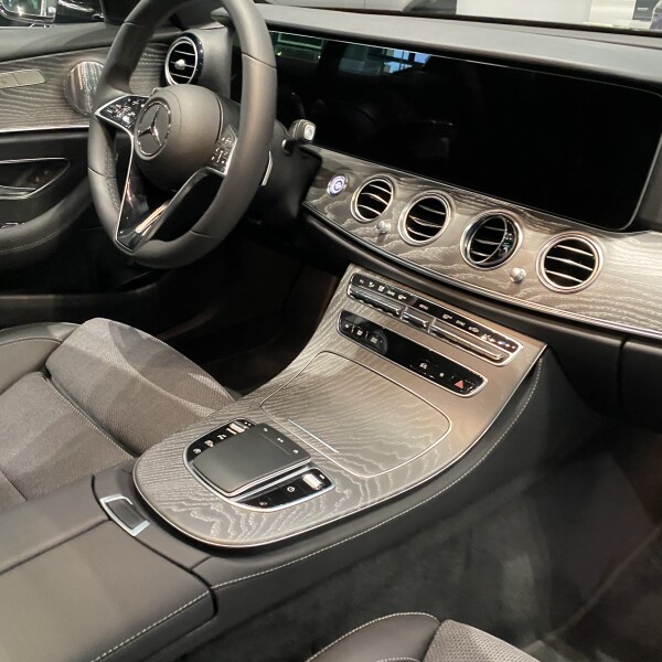 Mercedes-Benz E-Klasse из Германии (35163)