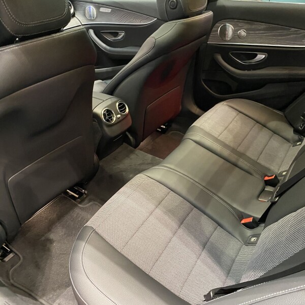 Mercedes-Benz E-Klasse из Германии (35172)