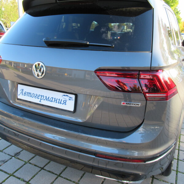 Volkswagen  Tiguan из Германии (35229)