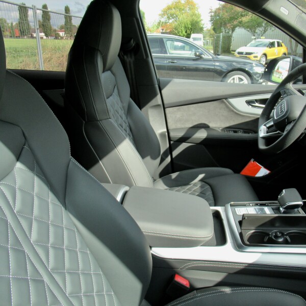 Audi Q7 из Германии (35303)