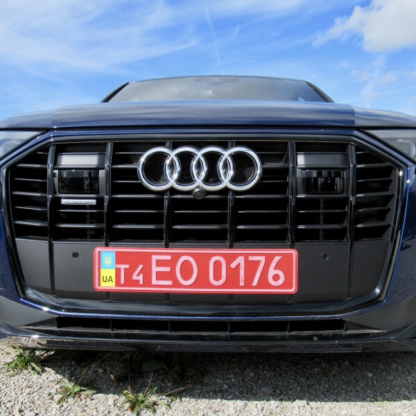 Audi Q7 из Германии (35285)