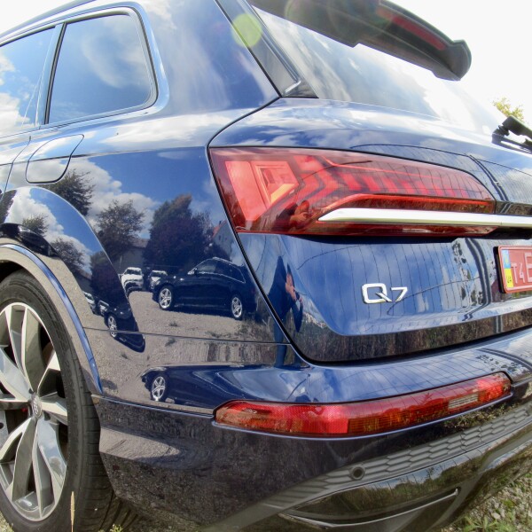 Audi Q7 из Германии (35291)