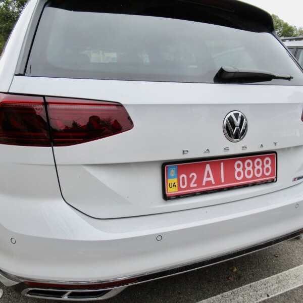 Volkswagen Passat из Германии (35406)