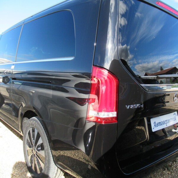 Mercedes-Benz Vito/ Viano V220, V250, V300 из Германии (35468)