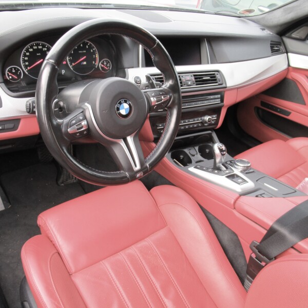 BMW M5 из Германии (35949)