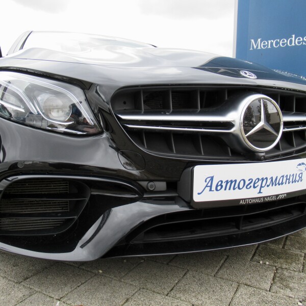 Mercedes-Benz E63 AMG  из Германии (35995)