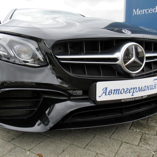 Mercedes-Benz E63 AMG  из Германии (36000)
