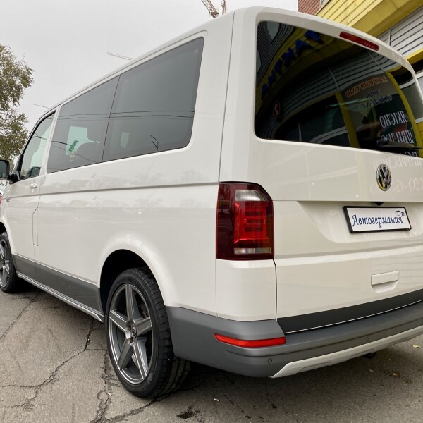 Volkswagen Multivan/Caravelle/Transporter из Германии (36128)