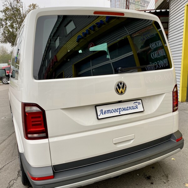 Volkswagen Multivan/Caravelle/Transporter из Германии (36131)