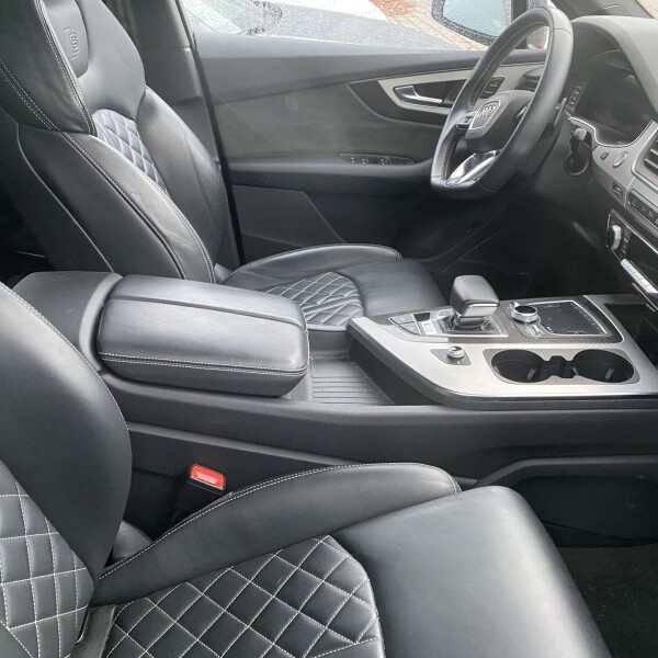 Audi SQ7 из Германии (36374)