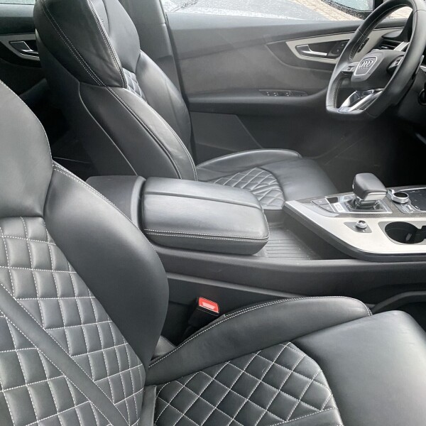 Audi SQ7 из Германии (36368)
