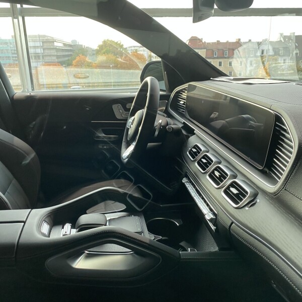 Mercedes-Benz GLS-Klasse из Германии (36516)