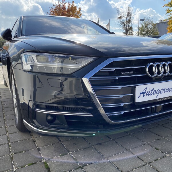 Audi A8  из Германии (36538)