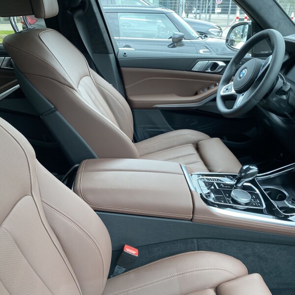 BMW X7 из Германии (36842)