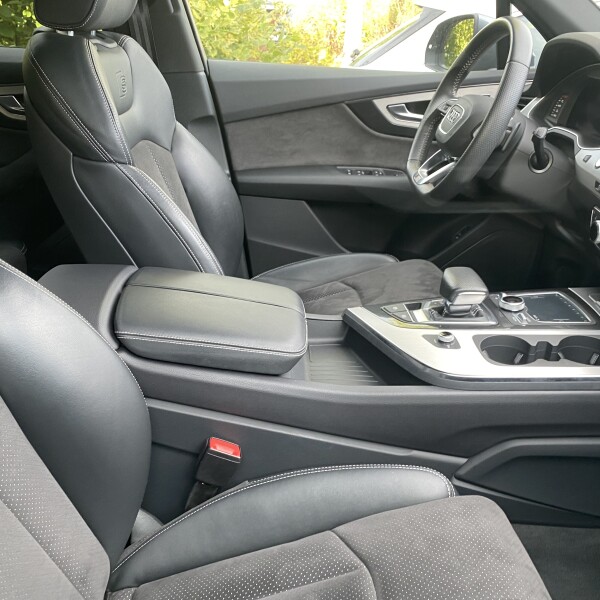 Audi Q7 из Германии (36900)