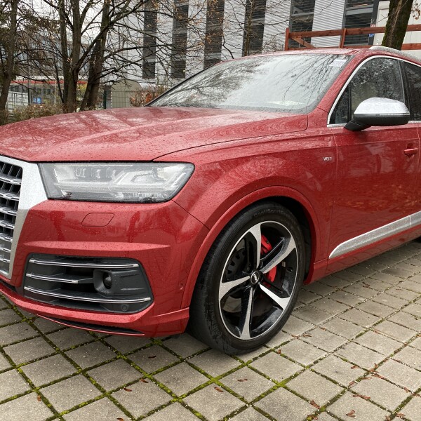 Audi SQ7 из Германии (37085)