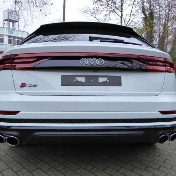 Audi SQ8 из Германии (37201)
