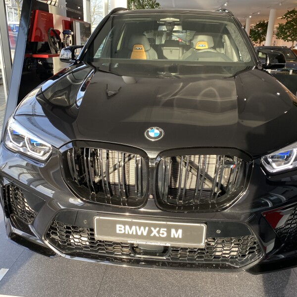 BMW X5 M из Германии (37320)