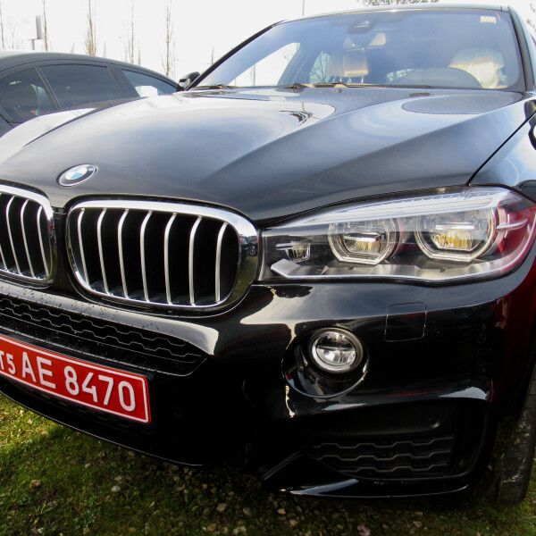 BMW X6  из Германии (38119)