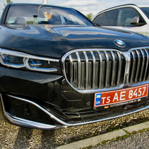 BMW 7-серии из Германии (38552)