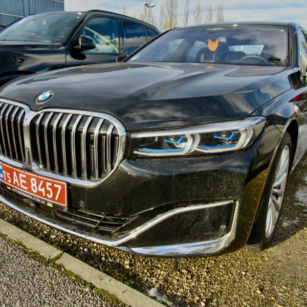 BMW 7-серии из Германии (38555)