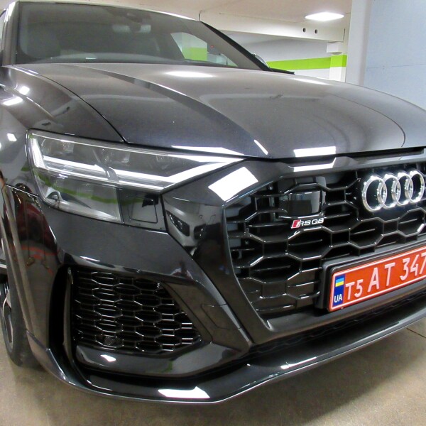 Audi RSQ8 из Германии (38634)