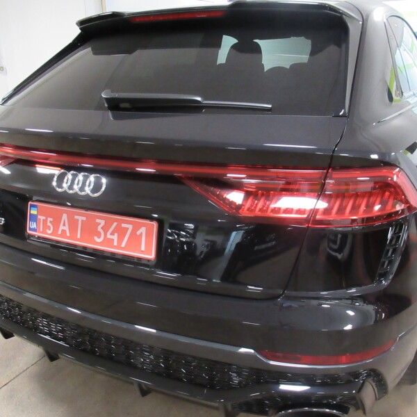 Audi RSQ8 из Германии (38642)
