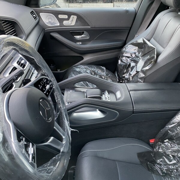 Mercedes-Benz GLE-Klasse из Германии (38896)