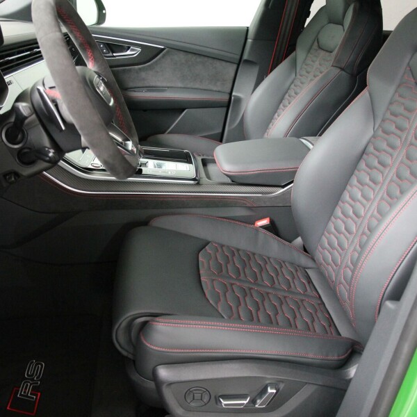 Audi RSQ8 из Германии (38996)