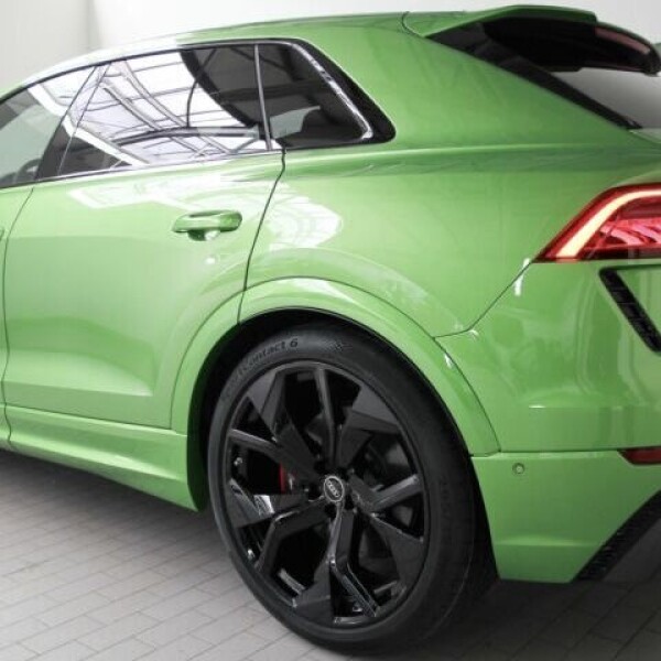 Audi RSQ8 из Германии (38973)