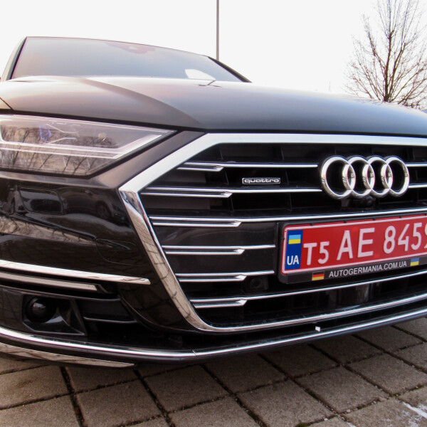 Audi A8  из Германии (39008)