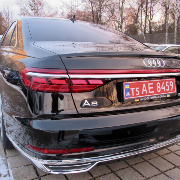 Audi A8  из Германии (39013)