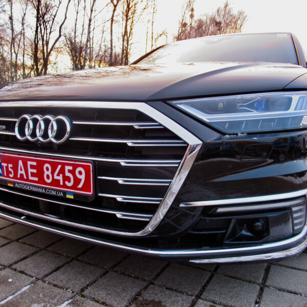 Audi A8  из Германии (39006)