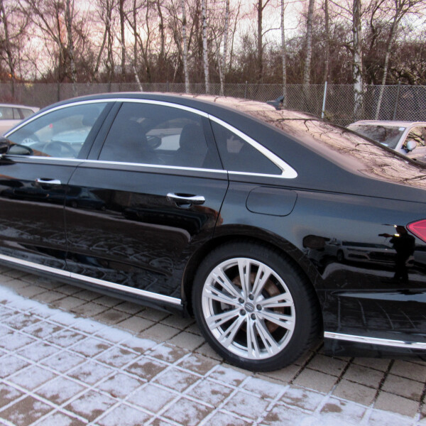 Audi A8  из Германии (39022)