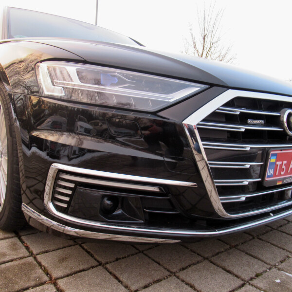 Audi A8  из Германии (39009)