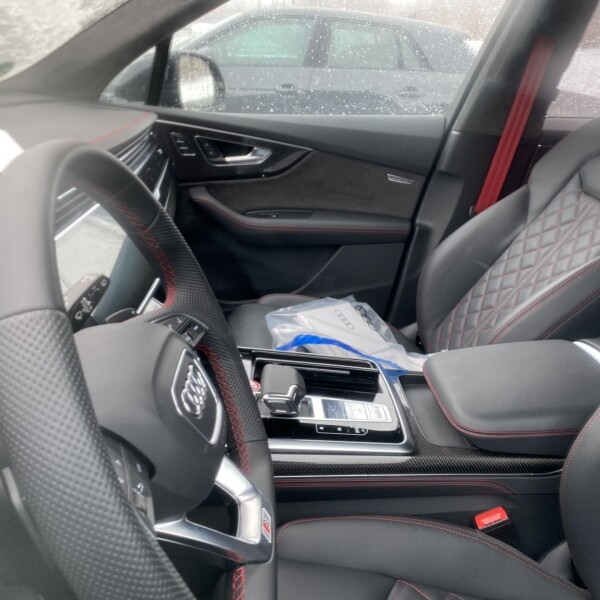 Audi SQ7 из Германии (39779)