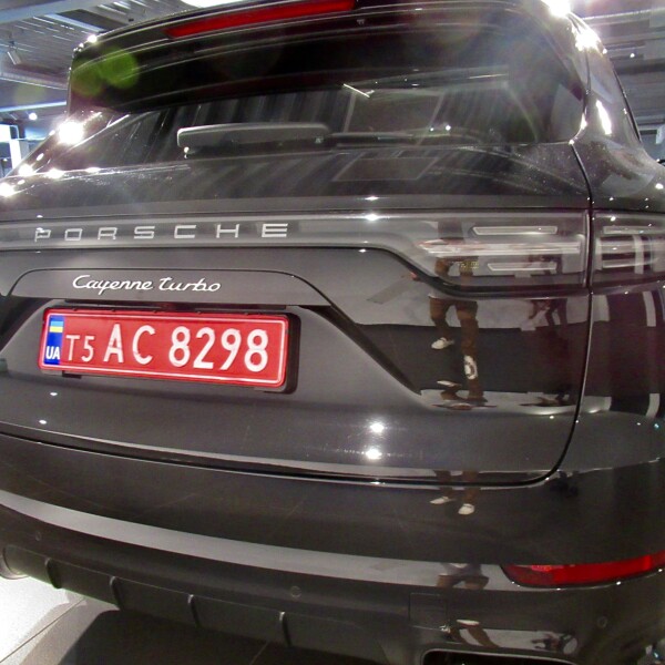 Porsche Cayenne из Германии (40038)