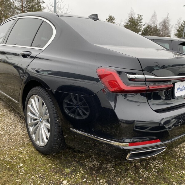 BMW 7-серии из Германии (40117)