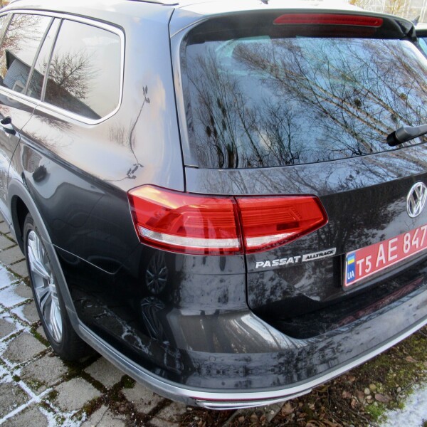 Volkswagen Alltrack из Германии (40317)