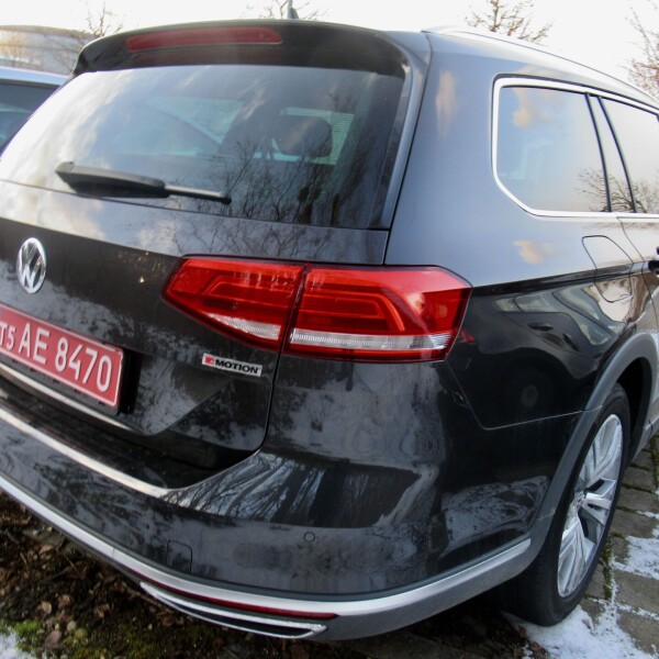 Volkswagen Alltrack из Германии (40279)