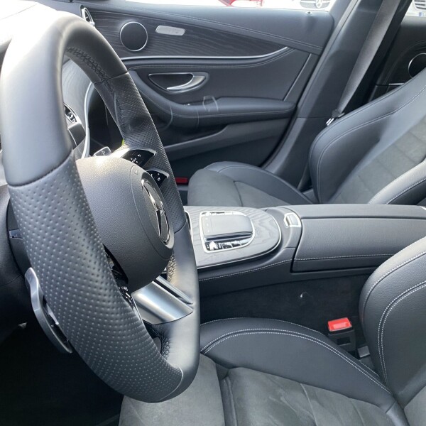 Mercedes-Benz E-Klasse из Германии (40364)