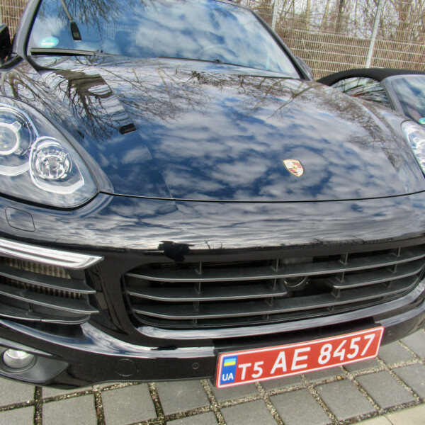 Porsche Cayenne из Германии (40462)